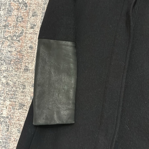 Club Monaco black wool jacket. Size M - Picture 5 of 11